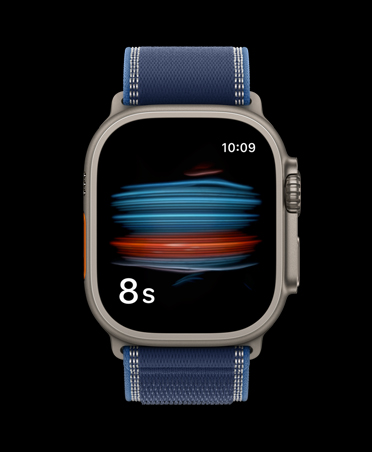 Apple Watch Ultra 3, titanium case, natural color, blood oxygen test in the Health app