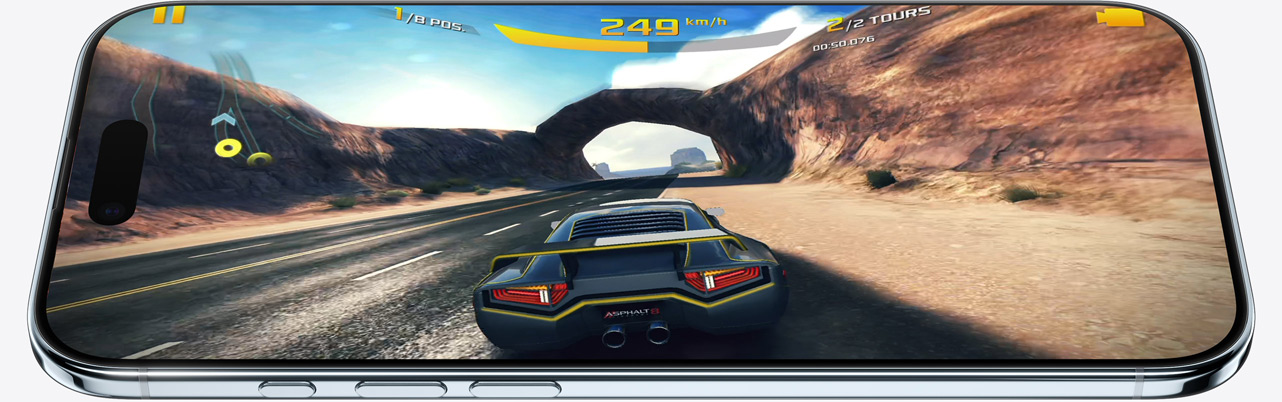 iPhone Air, face avant, côté, montrant une image statique d’un jeu, boutons : Action, réglage du volume