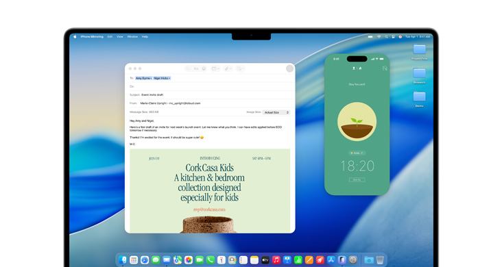 MacBook Pro 16“ with Mail and iPhone Mirroring the Uber Eats app on screen.