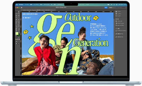 Adobe InDesignのプロジェクトを表示しているMacBook Air