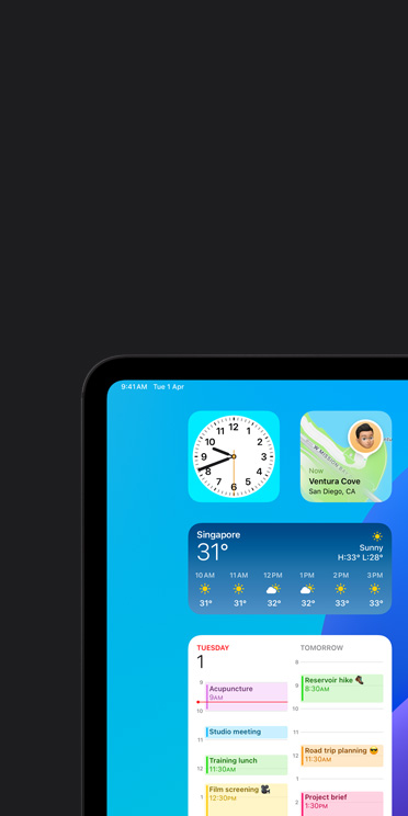 VoiceOver feature on iPad Pro screen showing Weather app widget with audio output “Weather, Singapore, 31 degrees”