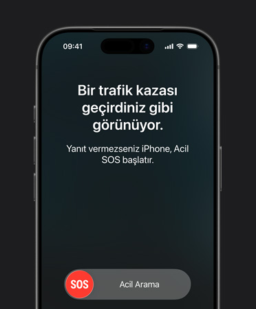iPhone 17 Pro’nun önden görünümü, yuvarlatılmış köşeler, trafik kazası algılama özelliği kullanılıyor