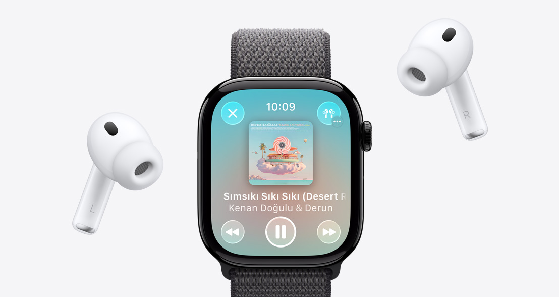 AirPods Pro 3, beyaz, silikon kulaklık uçları, Apple Watch Series 11, alüminyum kasa, parlak Simsiyah renk, Apple Music çalıyor